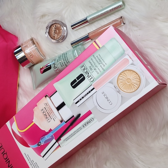 BNEW CLINIQUE VACATION GLOW ESSENTIALS MOISTURE SURGE WATERPROOF MASCARA CHEEK - Picture 3 of 12